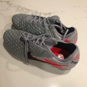 Nike Tiempo Legend 8 Neighborhood Pack